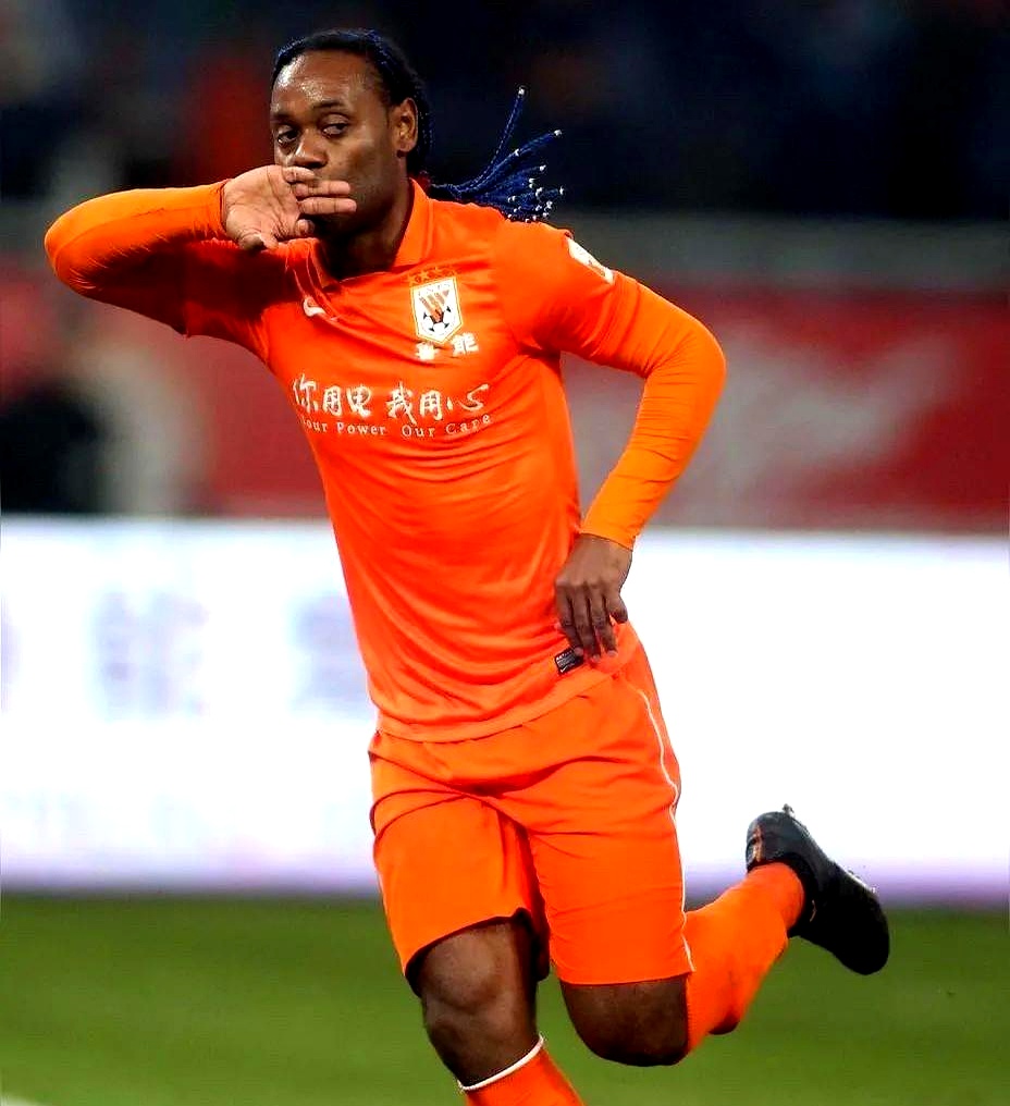 九游体育-关于从尼斯伤情更新到冲刺阶段山东泰山调整名单以备中超，尼斯窗口期主帅复盘的信息